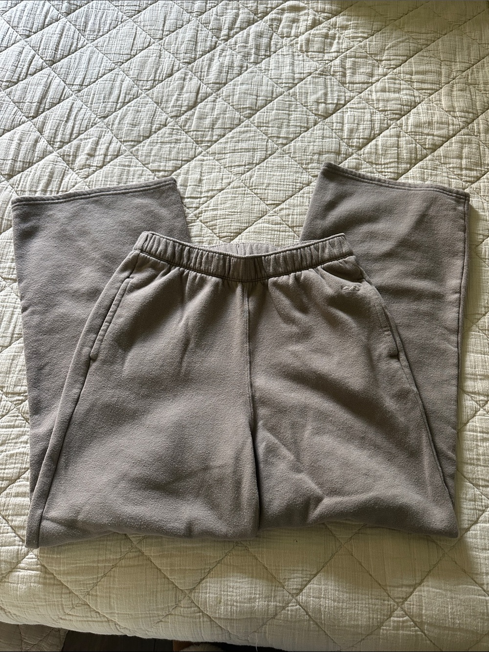 Hollister Youth Taupe Gray Sweatpants
